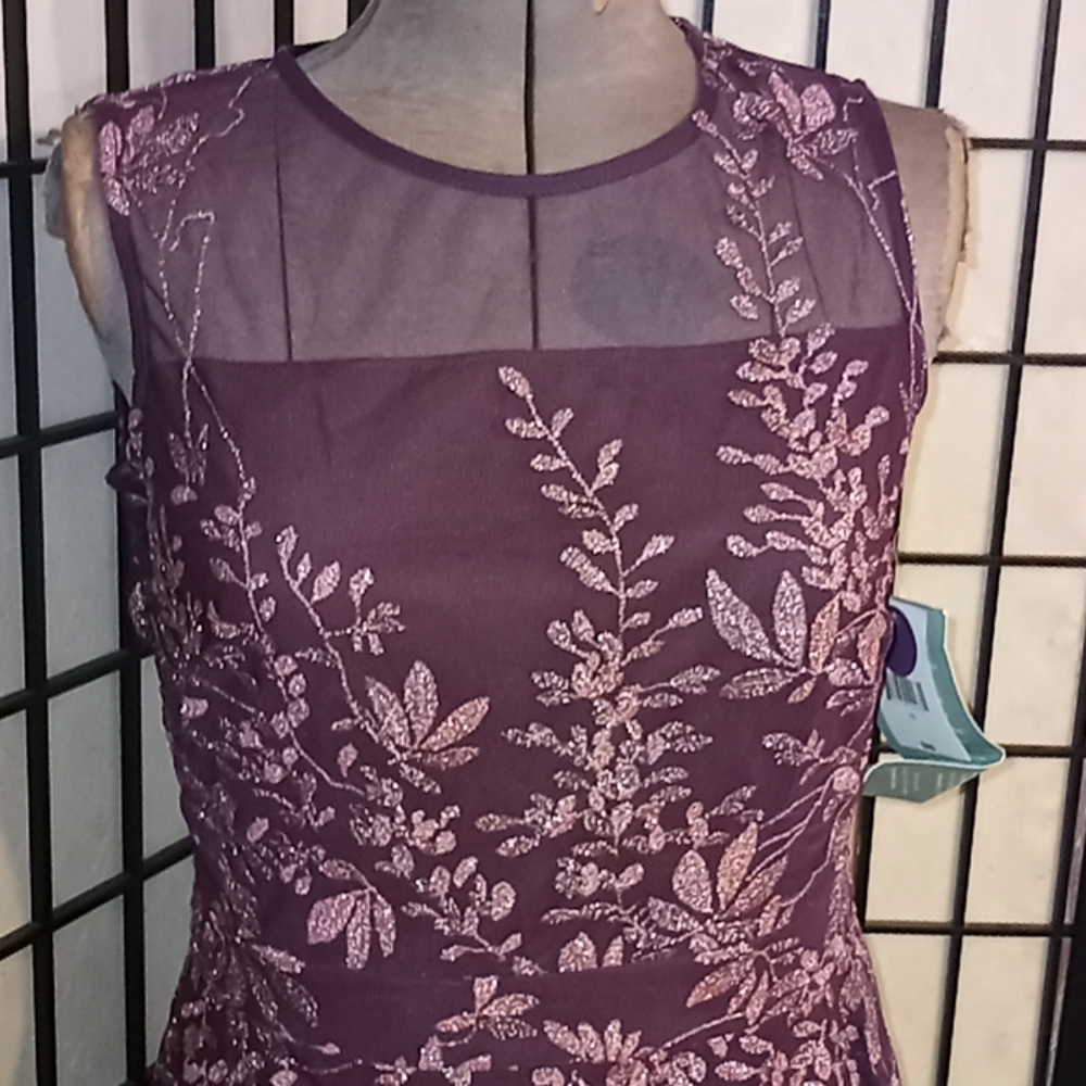 New J.TAYLOR DRESS - Picture 2 of 6